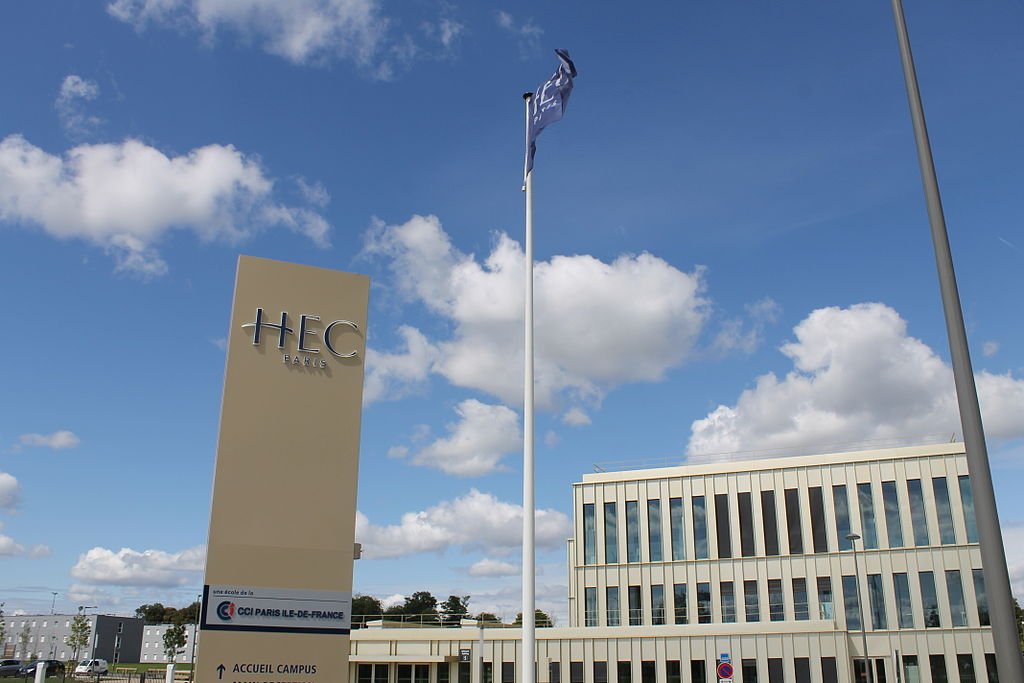 hec-entree-paris-page
